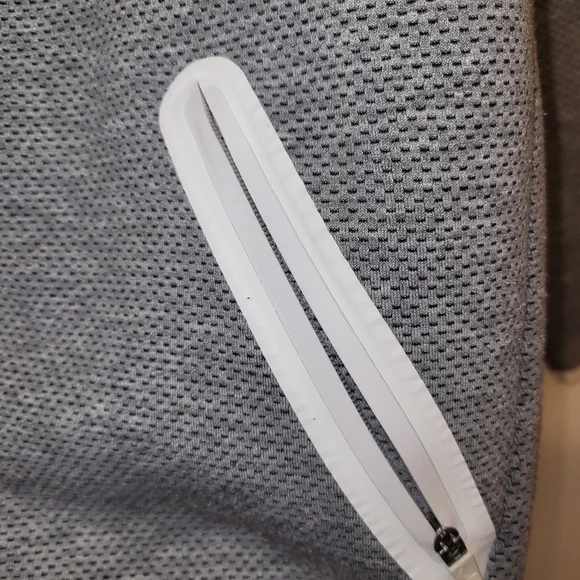 ZYIA Women's Zip-Up Hoodie Jacket Gray Medium Workout - Picture 6 of 7